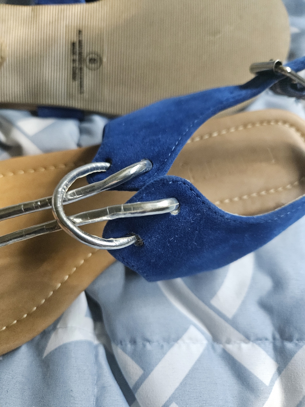 Blue Suede T-Strap Sandals - Womens Flip Flops NWOT Metalic Silver And Blue